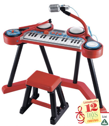 childs keyboard and microphone