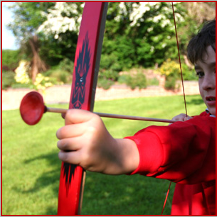 Bestest Christmas Gift Ideas No.20 – totally fab Wooden Bow and Arrows set