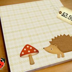 Spotted! Hedehog Post It Notes! Oh YES!