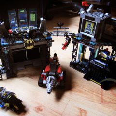 Lego 6860 – The Bat Cave. *meep*