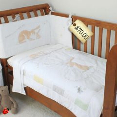 Spotted! Guess How Much I Love You – the bedding set. Look, it’s Nut Brown Hare!