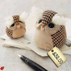 Spotted! Tweed Owl Paperweight. Meeep.