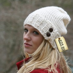 Spotted! Seriously *love* this Boreal Fisherman slouchy knitted beanie hat