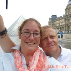 Heading to Paris this summer? Join the Paris Selfie Race with #ParisWeLoveYou