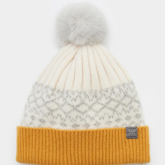 ELSA Fairisle Pom Pom Hat #ChristmasGiftGuide