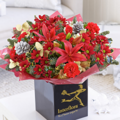 Christmas Cracker Hand-tied from Interflora #ChristmasGiftGuide