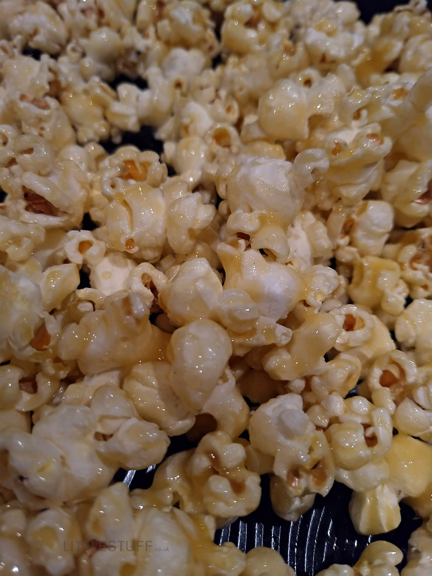 Better-Than-Butterkist Crunchy Butterscotch Popcorn Recipe - LittleStuff